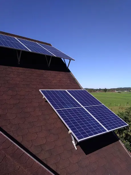 Sistema fotovoltaico correção de angulo